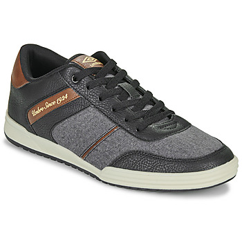 Umbro Shoes (Trainers) UM PACCO